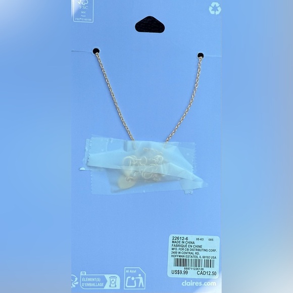 Claire's Beach Day Gold-tone Charm Cluster Pendant Necklace Fish Shell Star - Picture 7 of 8